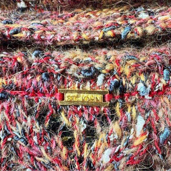 St. John
Cowl Neck Sweater Size XL - Picture 14 of 14